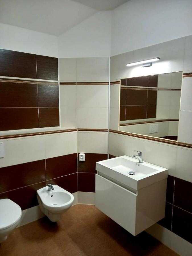 Apartmany Kocanda Jesenice  Dış mekan fotoğraf