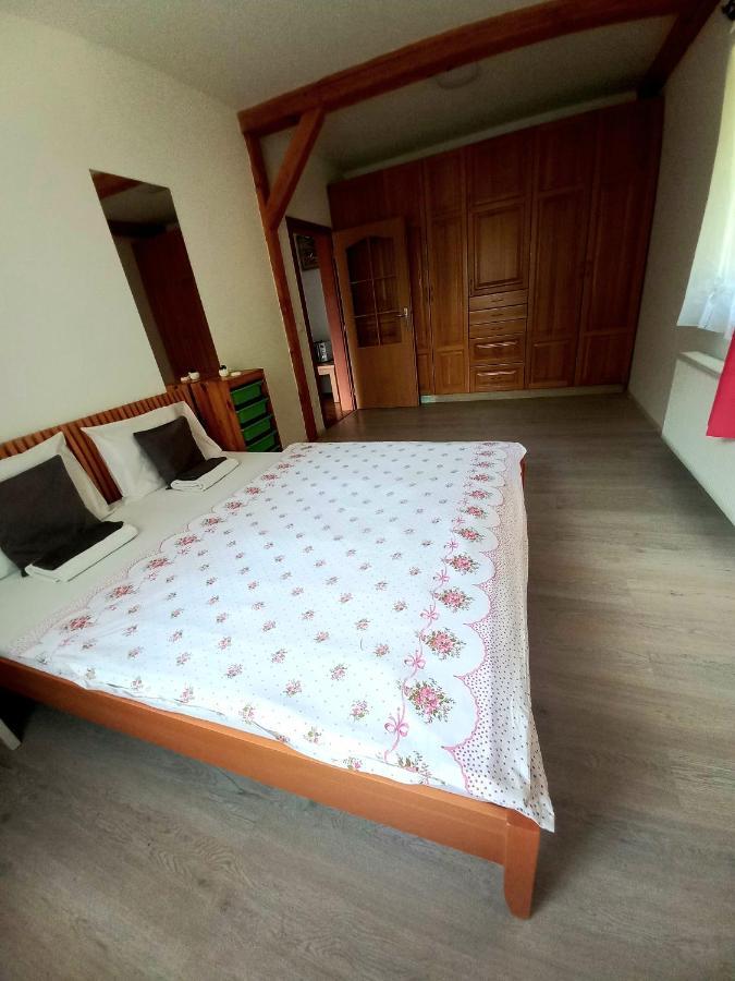 Apartmany Kocanda Jesenice  Dış mekan fotoğraf