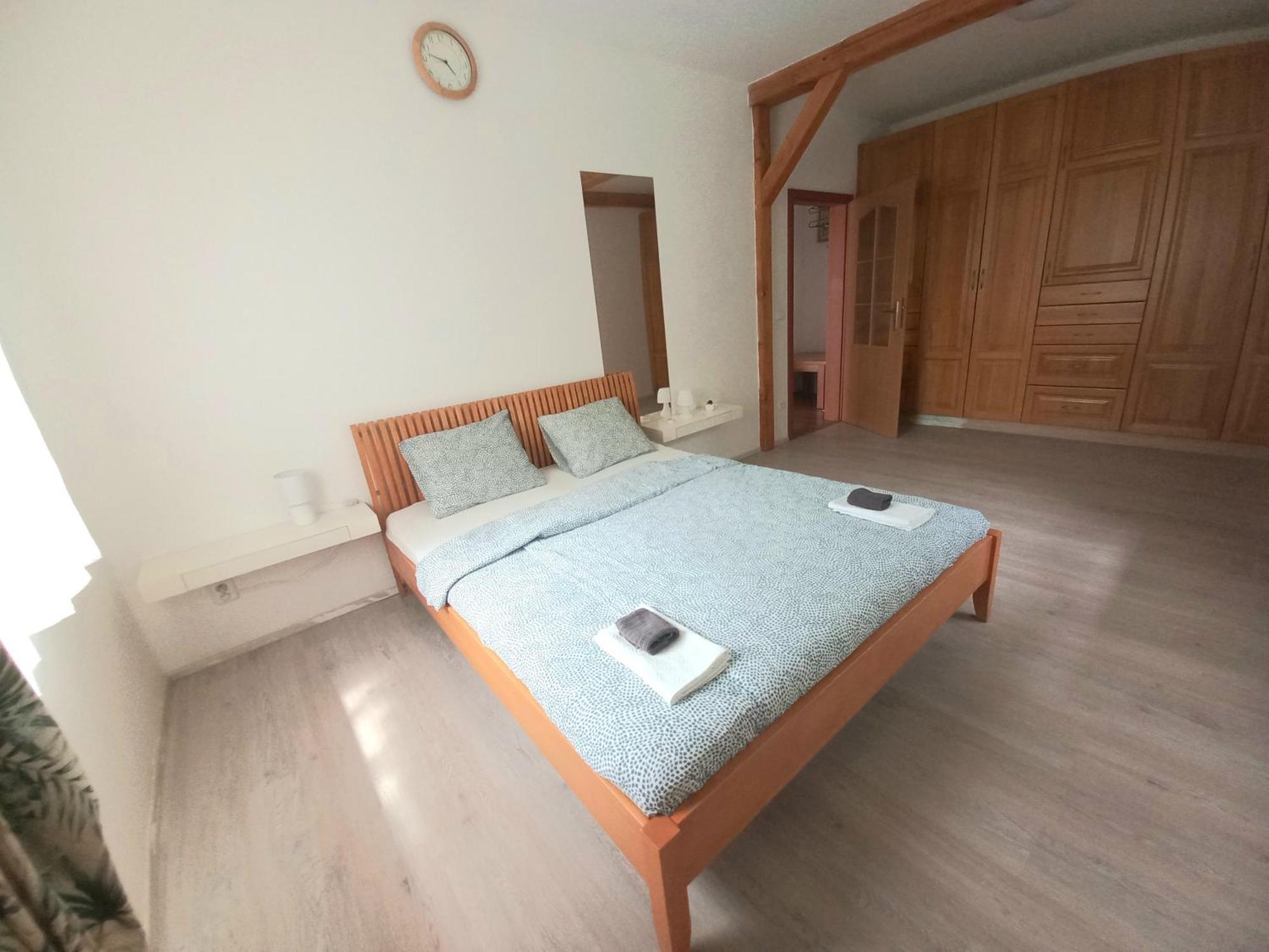 Apartmany Kocanda Jesenice  Oda fotoğraf